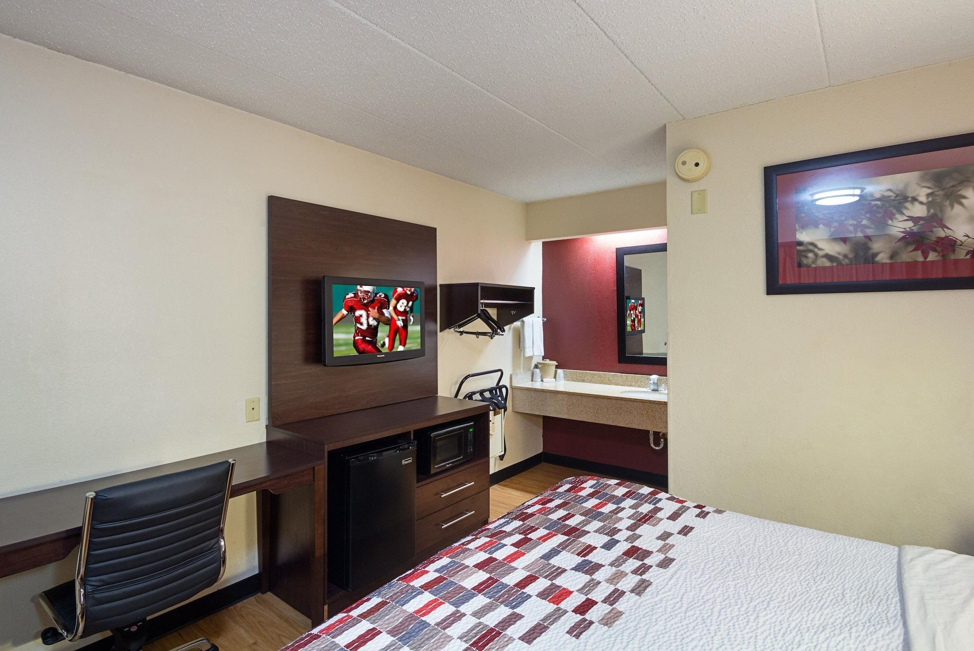 Red Roof Inn Dayton - Fairborn/Nutter Center Eksteriør billede